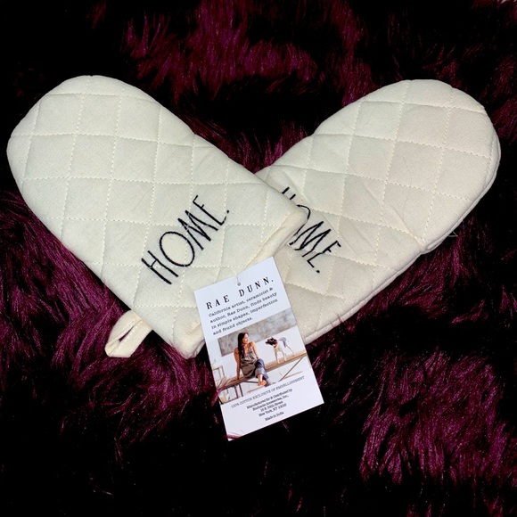 Rae Dunn beige “home” oven mitts set of 2 NWT